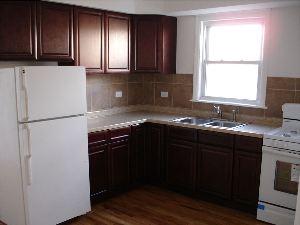 1st image of 2005 N 73rd Ct APT 2