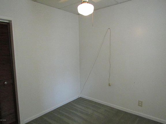 4th image of 206 S Emily St
