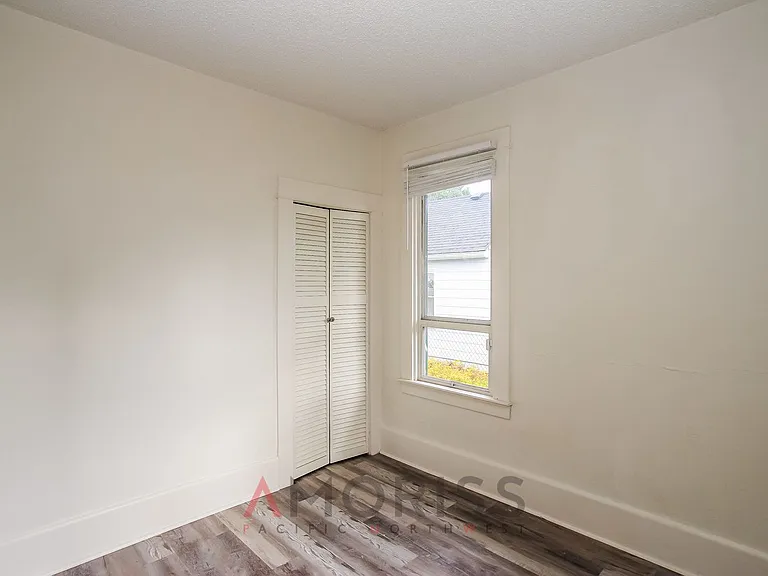 3611 E Howe St — Photo 9