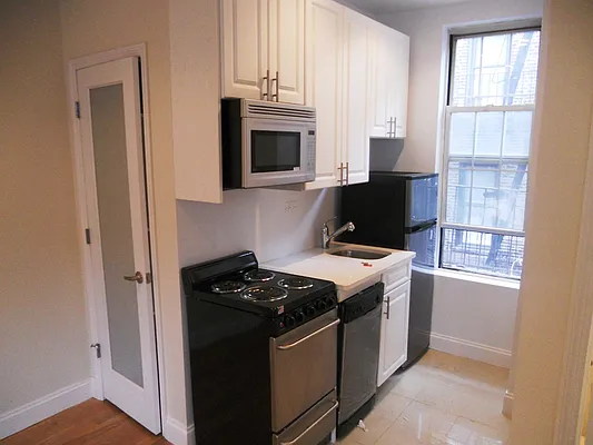 Rented by Sky Management | media 42