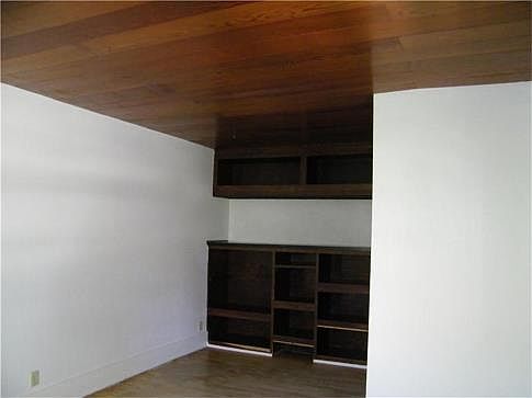 4th image of 511 Wyoming Ave