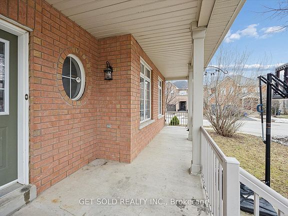 5th image of 16 Deerchase Rd