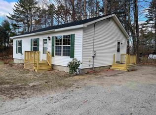 72 Freedom Dr, Franklin, NH 03235
