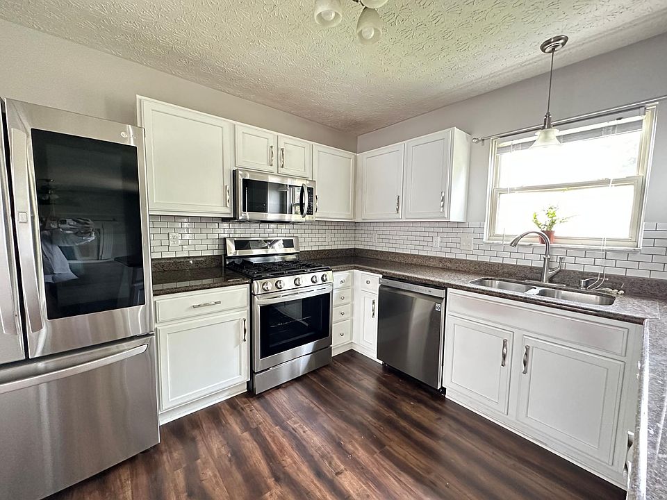 1st image of 3193 Golden Oak Dr