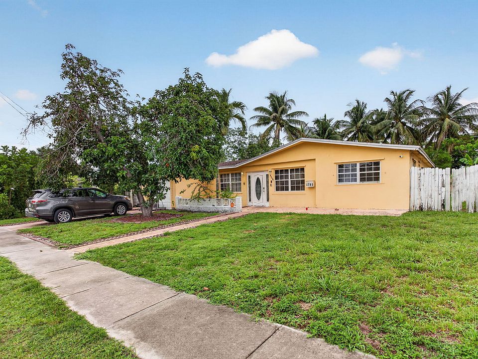 1st image of 4390 NW 35th Avenue