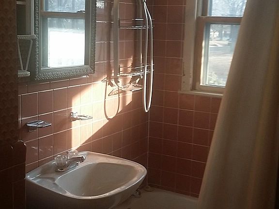 Upstairs Bath Room