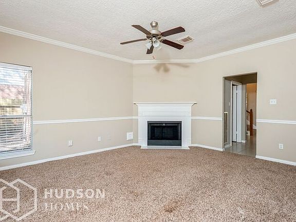 3rd image of 21403 Park Post Ln