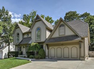 2309 NE 78th St, Gladstone, MO 64118