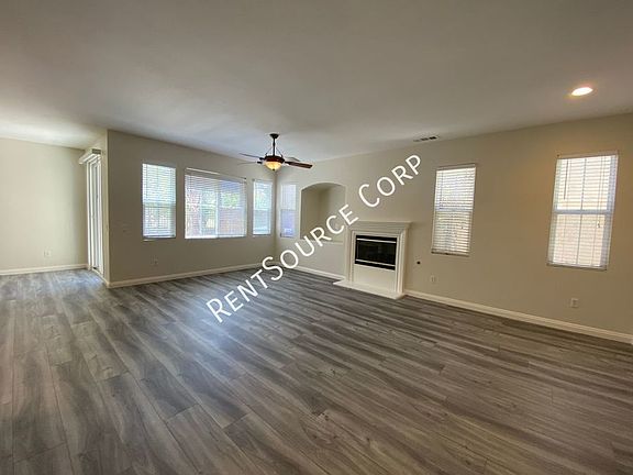 3rd image of 24106 Joshua Dr