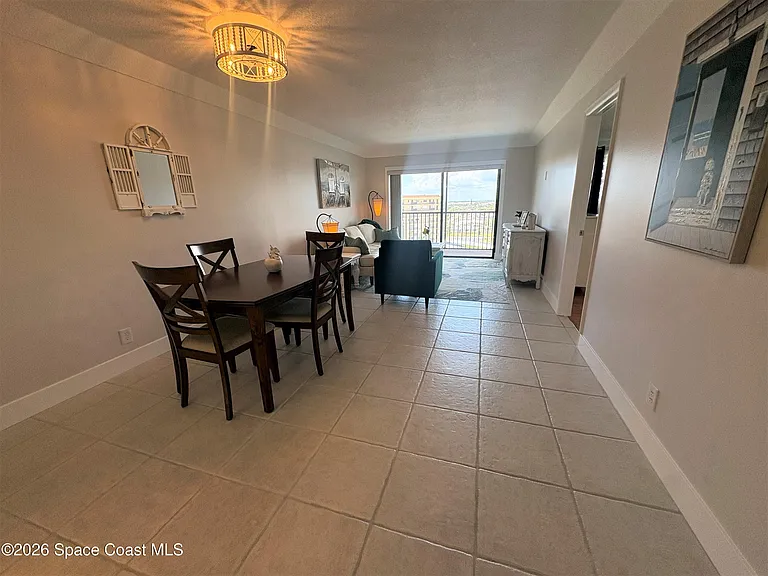 500 Palm Springs Blvd #804 — Photo 6