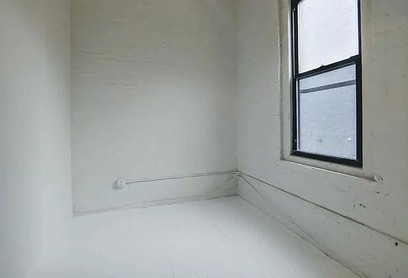 Rented by Carnegie Management Inc | media 29