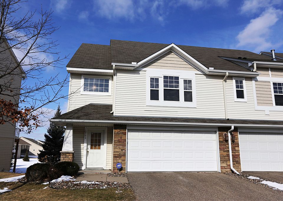 1st image of 10793 Kingsfield Ln
