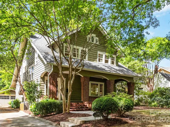 526 Hermitage Ct, Charlotte, NC 28207