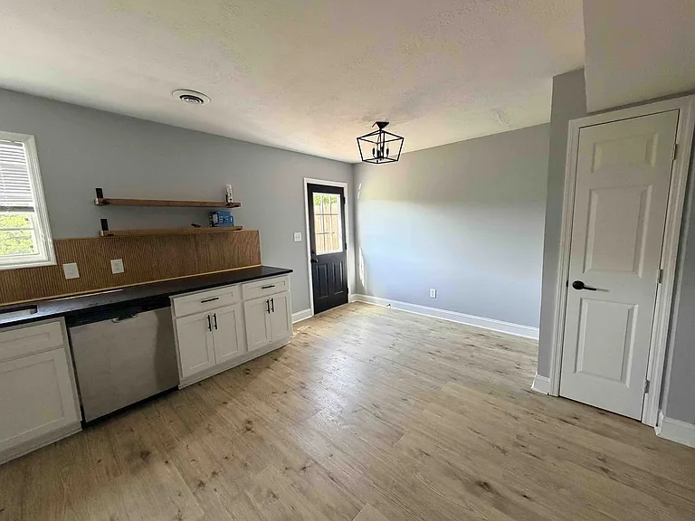 1022 Hillcrest Ave — Photo 6