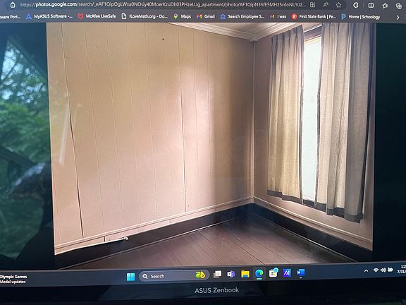 4th image of 120 1/2 Bridge St #1