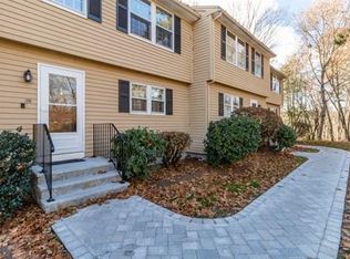 20 1/2 Webb St UNIT 3B, Middleton, MA 01949