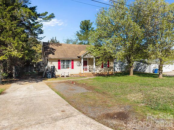 2nd image of 430 Stutts Rd