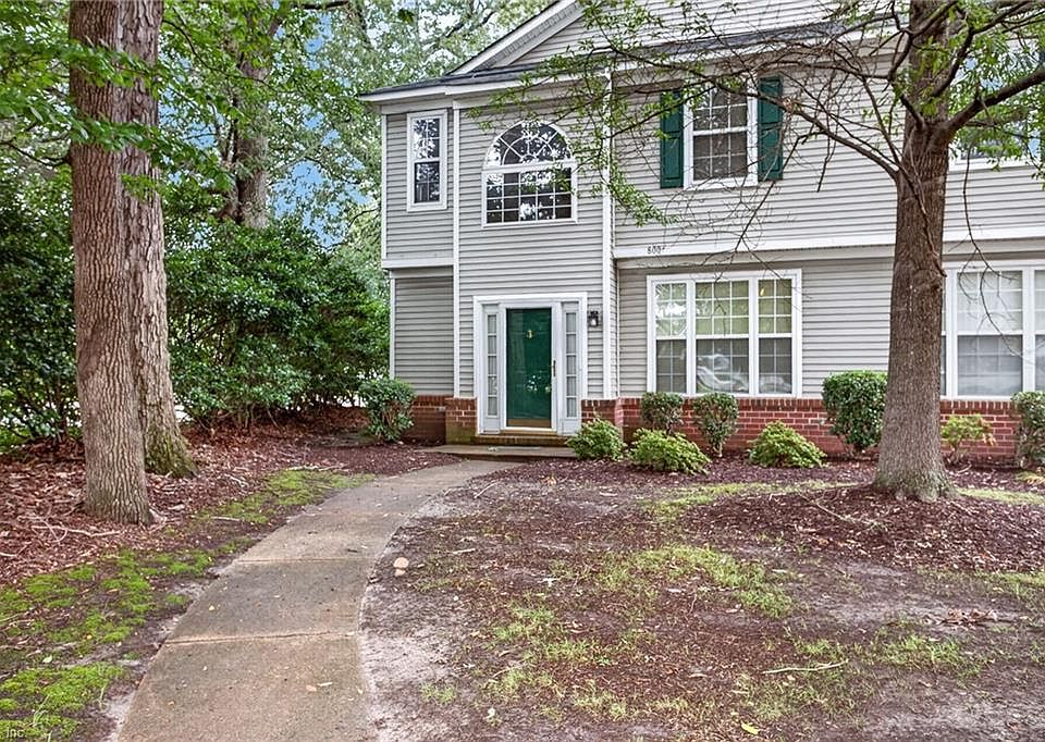 1st image of 800 Oak Springs Ct