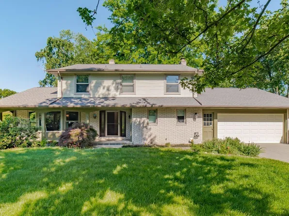 143 Maumee Trl, Lake Orion, MI 48362