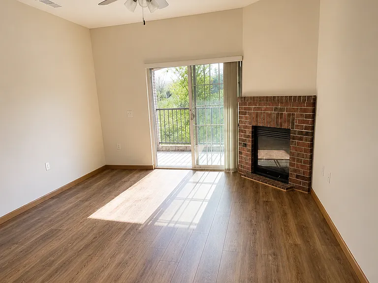 Stratford Place Luxury Apartments — Photo 27