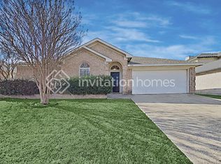 8004 Mourning Dove Dr, Arlington, TX 76002