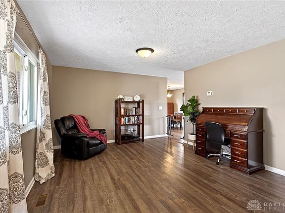 5th image of 1540 Crockett Ct