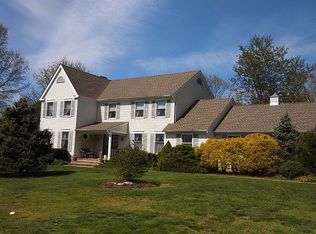 6 Drews Ln, Allentown, NJ 08501