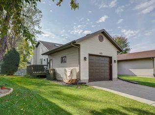 605 Granite Way, Sun Prairie, WI 53590