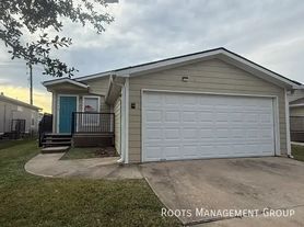 15750 Clarke Springs Dr, Houston, TX