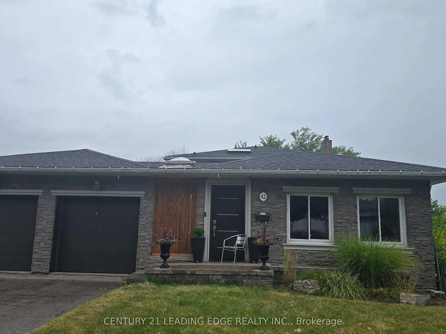 2 bed, $1,888 — Photo 2