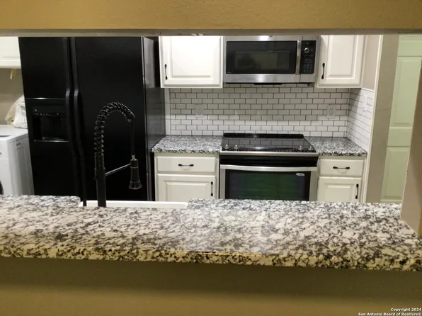 4839 BRANDEIS ST #111, San Antonio, TX 78249