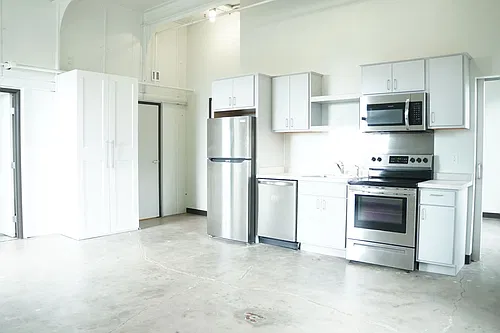 Floor plan 407