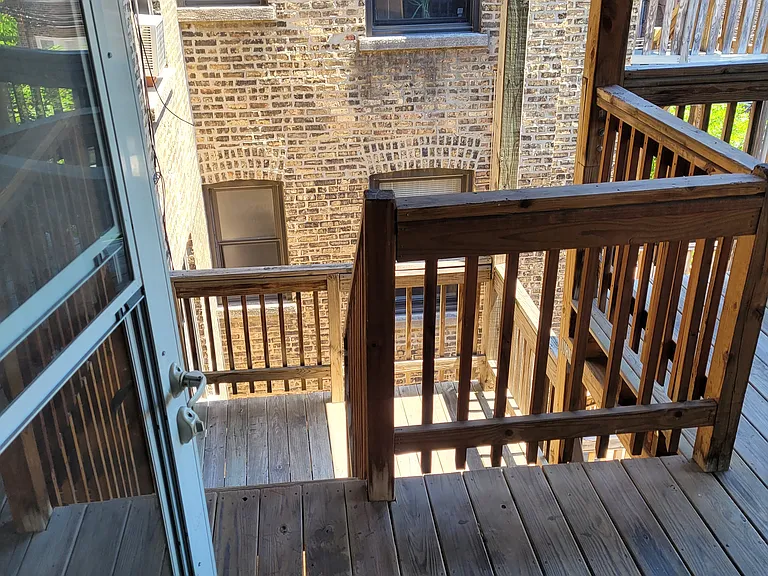 4455 N Artesian Ave #2 — Photo 9