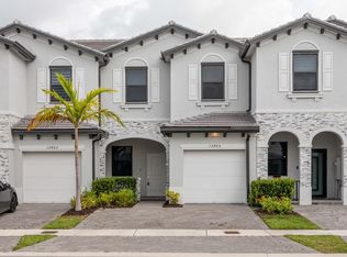 Pine Vista, Homestead, FL 33033