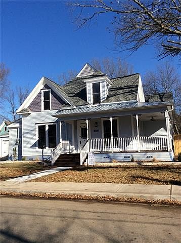 1st image of 310 Oak St