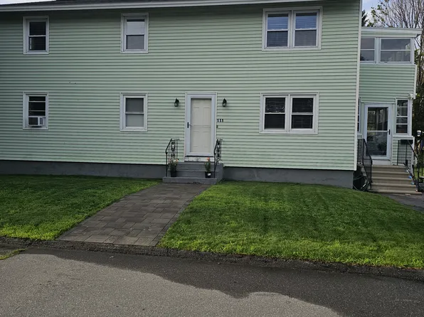 111 McNeil St, Manchester, NH 03102