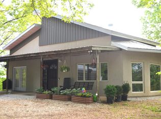 153 Secret Valley Rd, Crane, MO 65633