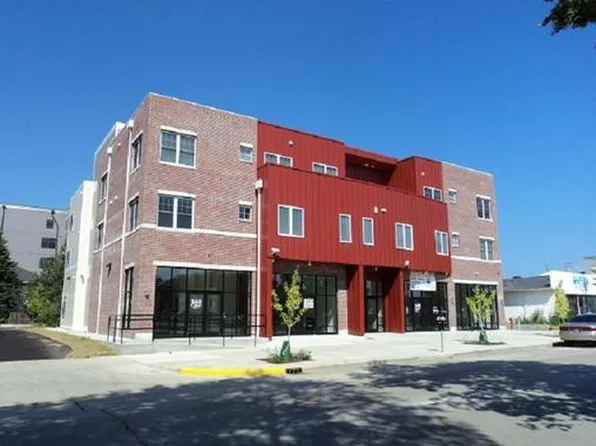 Walnut Place - 340 S. Walnut