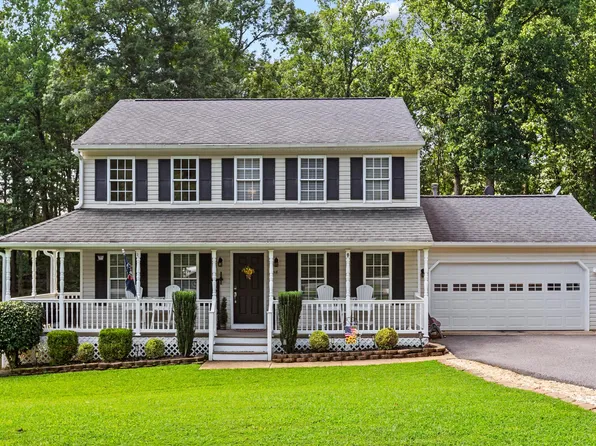 11218 Piedmont Landing Dr, Fredericksburg, VA 22407