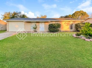 4014 Commonwealth Dr, Garland, TX 75043