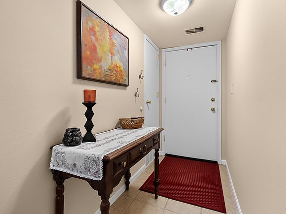 4th image of 742 W Kilgore Rd APT 307
