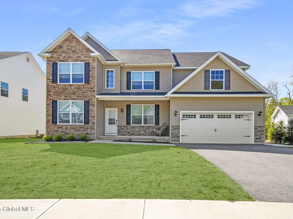 25 Timber Creek Drive, Ballston Lake, NY 12019