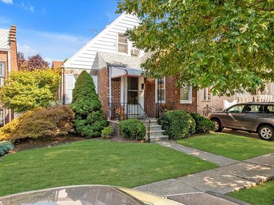18941 46th Rd, Flushing, NY, 11358