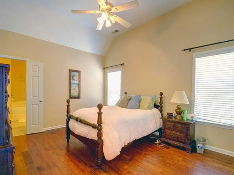 1241 Isle Bay Dr — Photo 8