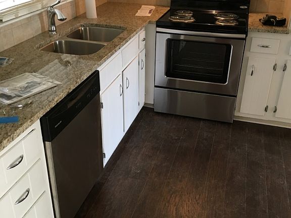 5th image of 1747 Kelvin Dr