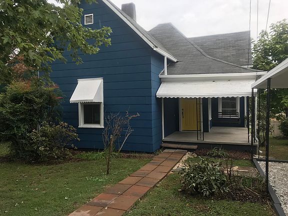 4th image of 3112 Pershing St