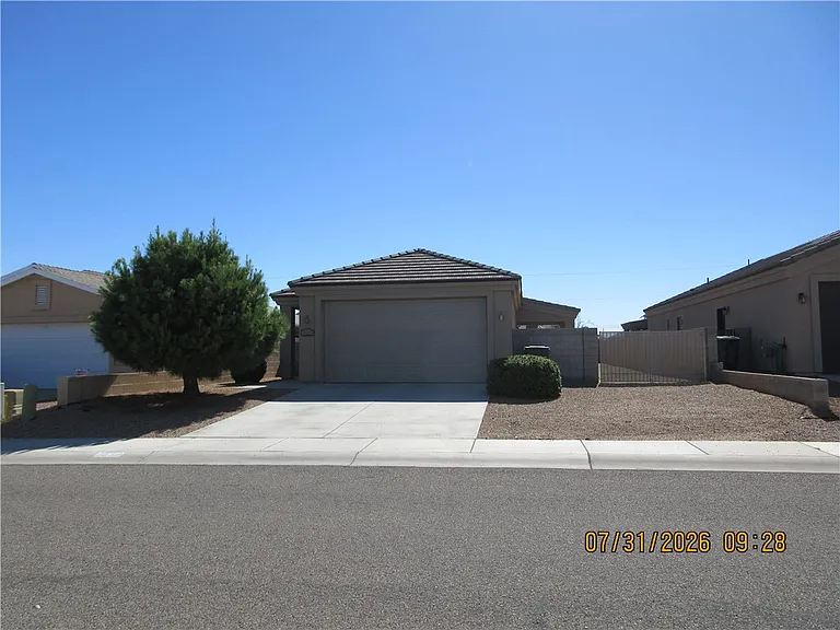 3658 N Irving St — Photo 1