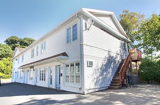 2nd image of 487 Humphrey St Ste 2
