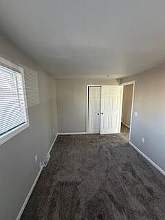 5th image of 511 W Berry Ave
