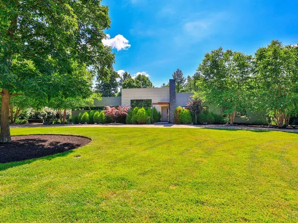 6400 Shadyglen Rd, Cincinnati, OH 45243